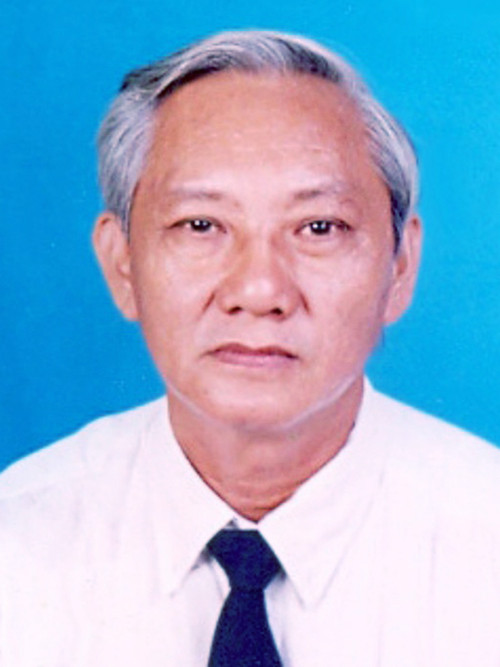 Tôi đã nói trước các đại biểu là nếu ai có năng lực hơn, trình độ hơn… thì tôi sẵn sàng rời nhiệm để người đó đưa chất lượng giáo dục của tỉnh phát triển. Như thế thì từ chức cũng là một điều tốt.