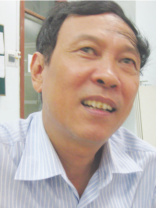 Nhà báo Nguyễn Việt Chiến