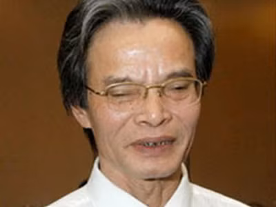 Ông Lê Xuân Nghĩa. Ông Lê Xuân Nghĩa