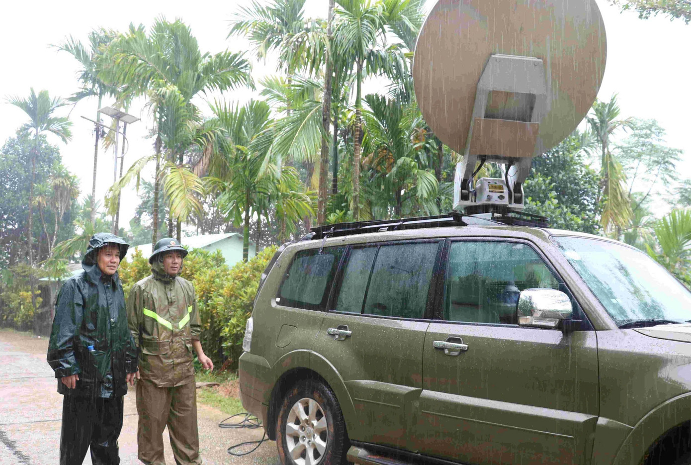 “Bảo đảm thông tin liên lạc thông suốt trong mọi tình huống” là khẩu hiệu, phương châm hành động của lính thông tin.