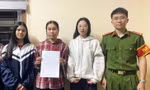 Nhặt được 5 chỉ vàng, hai nữ sinh trình báo công an