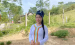  Nữ cử nhân người Chứt đầu tiên trở thành Đảng viên trẻ nhất bản 