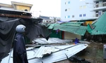 Nhiều chợ ở Nghệ An ngổn ngang sau bão số 10