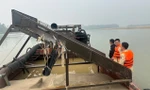 Bắt giữ 2 tàu cát tặc