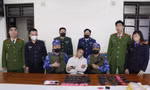 'Ông trùm' lận lưng súng ngắn vận chuyển lượng lớn ma túy tổng hợp 