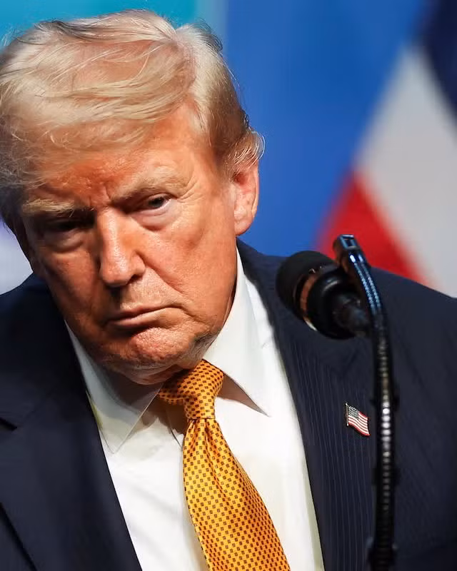 Tổng thống Trump: Tên lửa sẵn sàng khai hỏa nếu Iran đe dọa lãnh đạo Mỹ