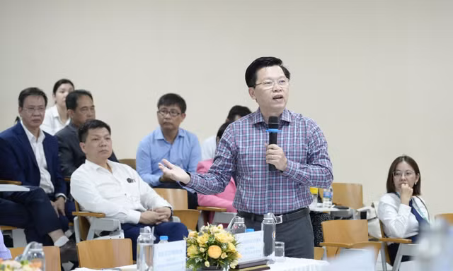 Đề xuất kì thi '2 trong 1' dành cho bác sĩ nội trú