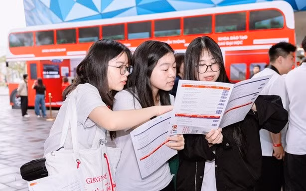 Khi IELTS và bằng tốt nghiệp chưa đủ: ‘Chìa khóa’ giúp sĩ tử Việt vào đại học quốc tế 