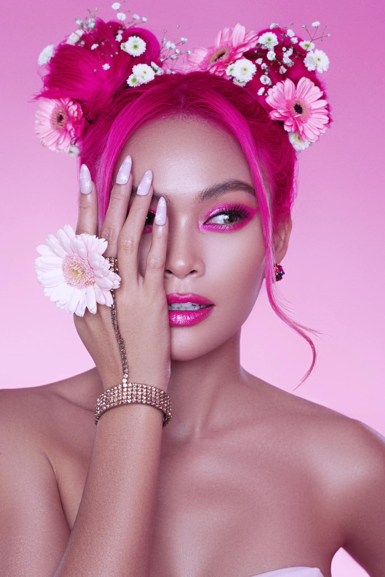 Đầu năm mới, Á hậu Mâu Thuỷ 'đốt mắt' fans với bộ ảnh nude táo bạo và nóng bỏng ảnh 6