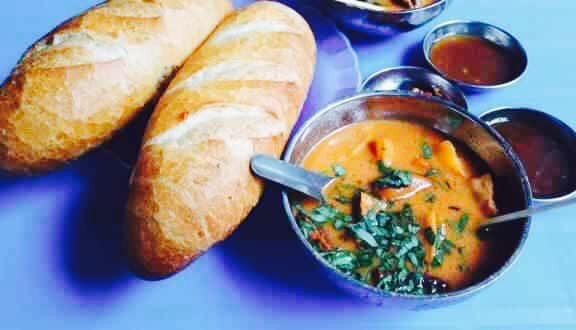 Ảnh: Foody Này bạn, ghé Sài Gòn nhâm nhi một chén phá lấu cho ấm bụng không? ảnh 6