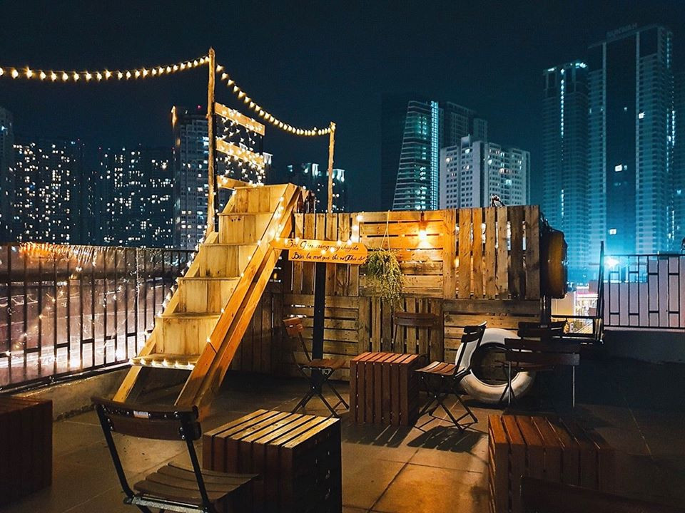 Ảnh: Khói Rooftop Ghé những cửa tiệm cà phê mà dù đi với bạn hay đi “đu đưa” một mình cũng cực chill ảnh 1