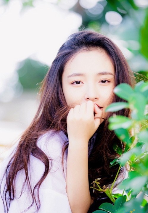 Sự khác biệt khiến cuộc sống của em sinh động và mới mẻ - Ảnh: Weibo Việt Nam Sự khác biệt sẽ khiến em “lạc loài” hay trở thành “phiên bản giới hạn” đầy sức hút? ảnh 1