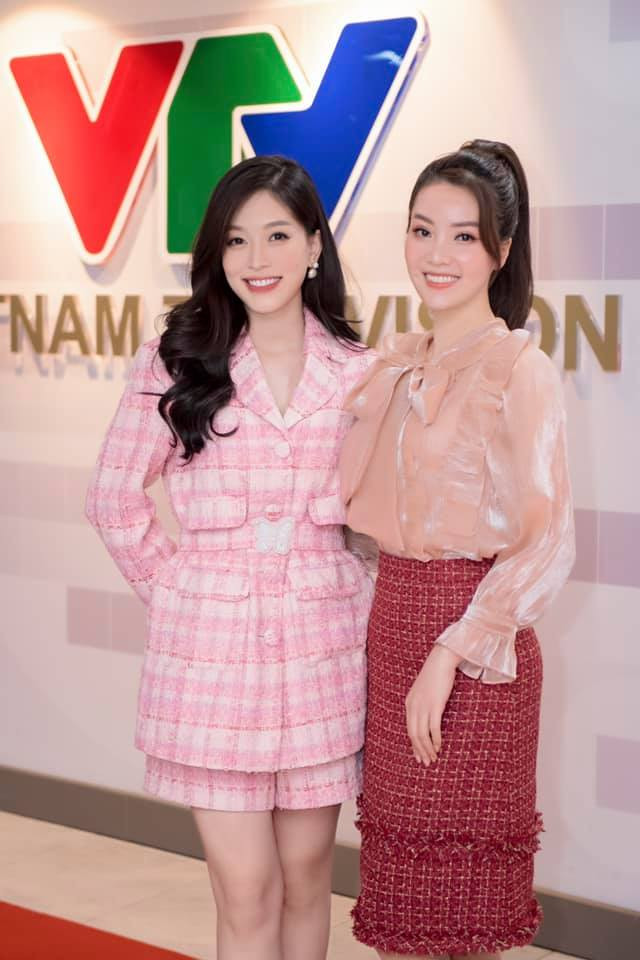 Hoa hậu Tiểu Vy mặc váy cô dâu khoe thềm ngực quyến rũ ảnh 12