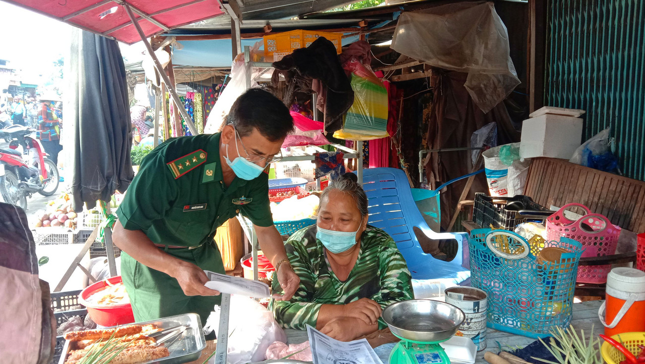 Siết chặt đường mòn, lối mở trên toàn tuyến biên giới Tây Nam ảnh 1