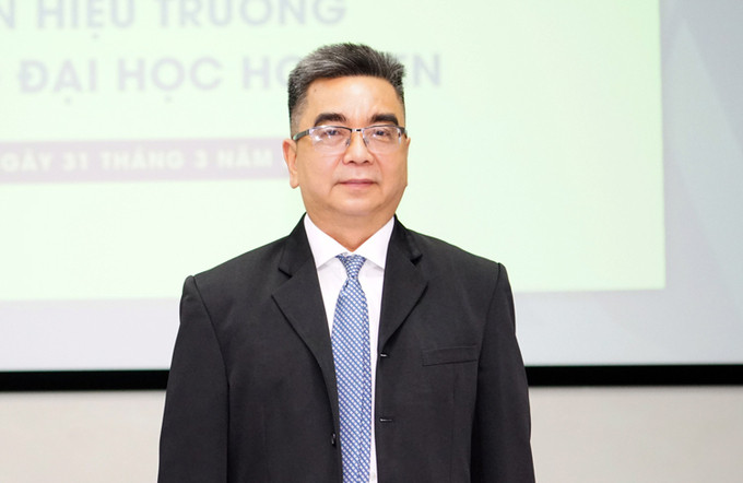 PGS. TS Nguyễn Ngọc Điện, nguyên Hiệu phó trường ĐH Kinh tế Luật, ĐHQG TP. HCM được bổ nhiệm làm Hiệu trưởng trường ĐH Hoa Sen thay cho GS Mai Hồng Quỳ. Đây là lần thứ 3 trong 2 năm qua, trường ĐH Hoa Sen thay Hiệu trưởng. Hiệu trưởng trường đại học: Nghề nguy hiểm ảnh 2
