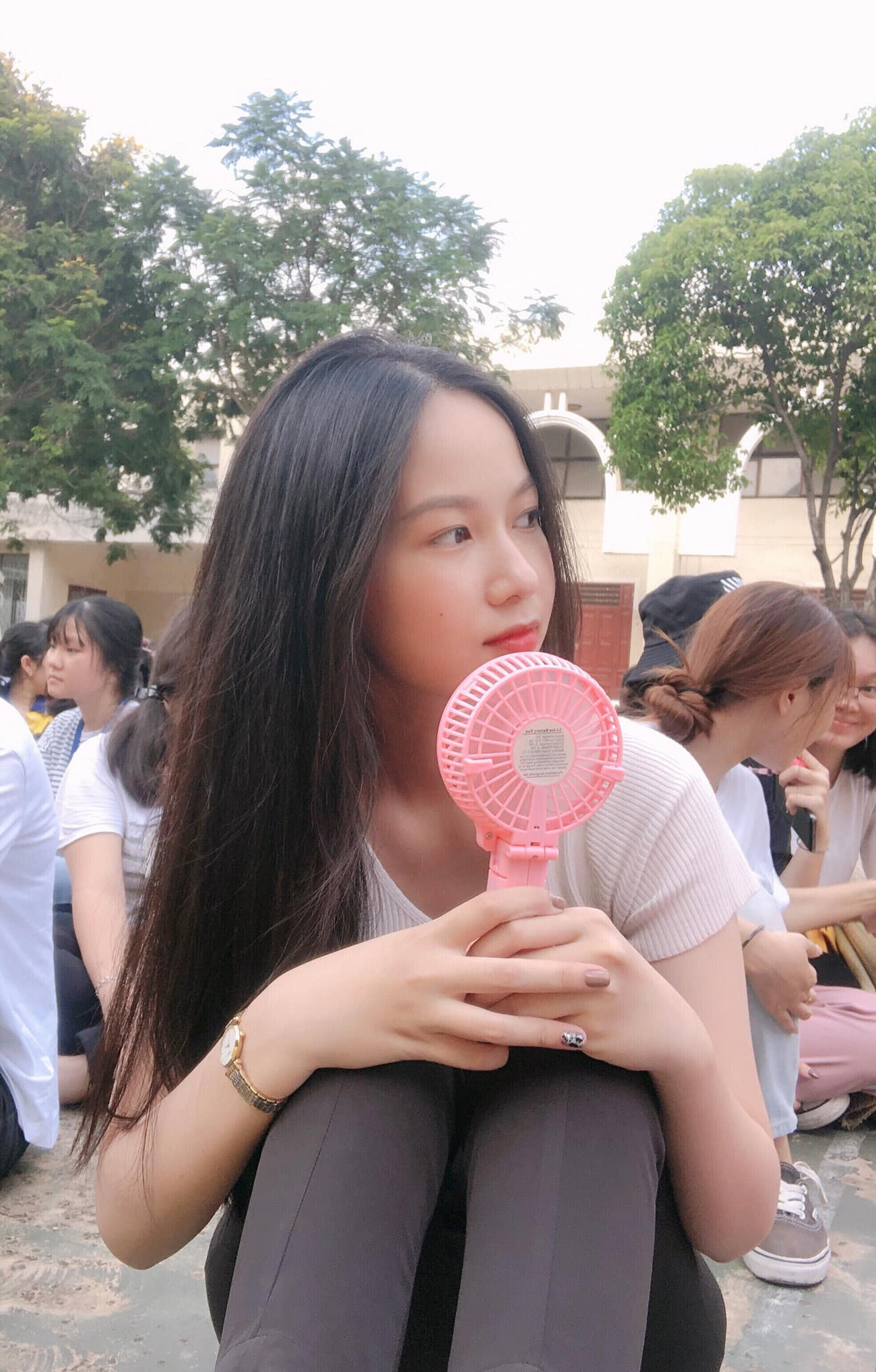 Ảnh cấp 3 cực xinh đẹp của 'Người đẹp có làn da đẹp nhất' Hoa hậu Việt Nam 2020 ảnh 5