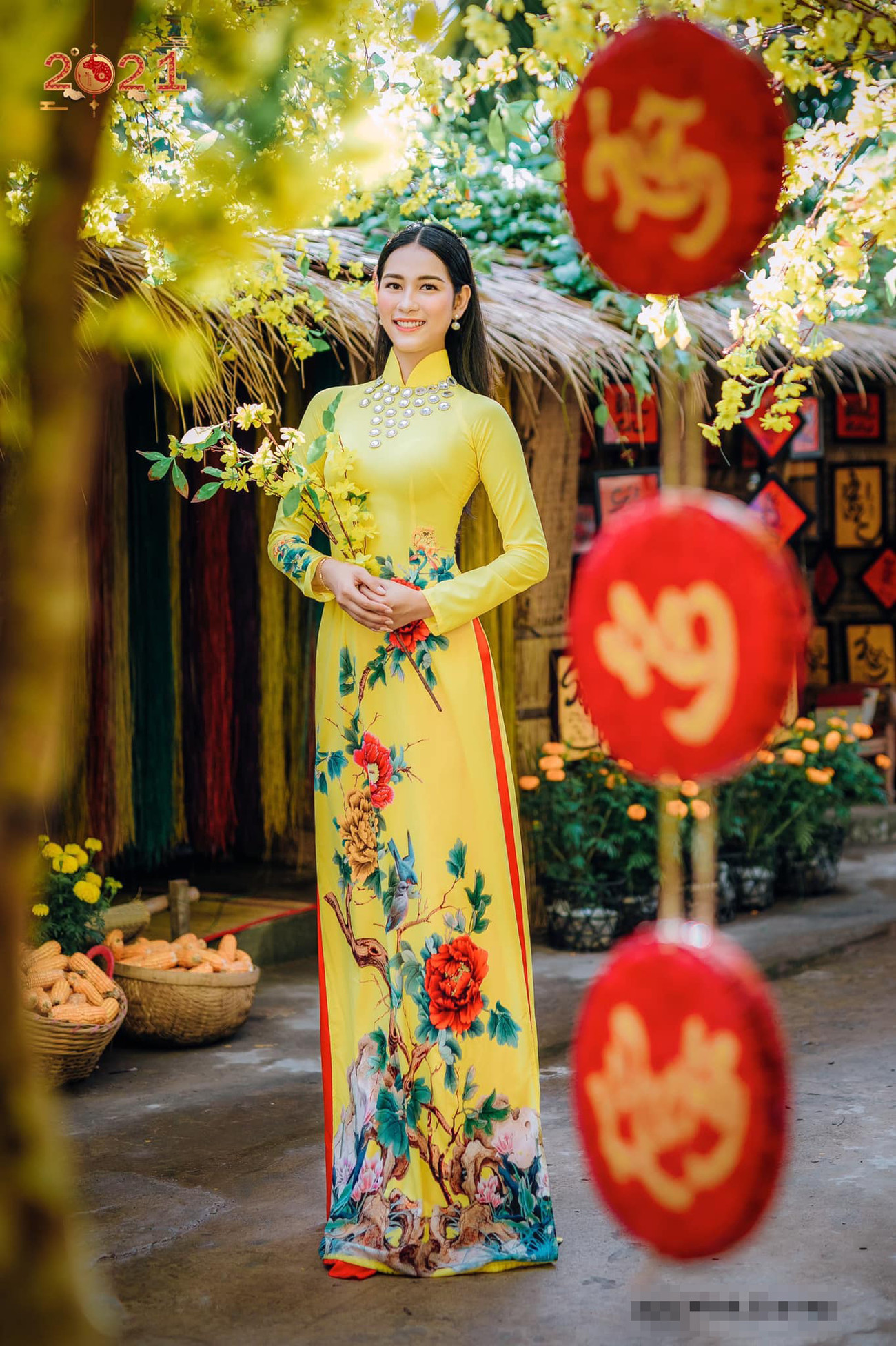 Top 5 Người đẹp Biển HHVN 2020 khoe đường cong quyến rũ với áo dài ảnh 4