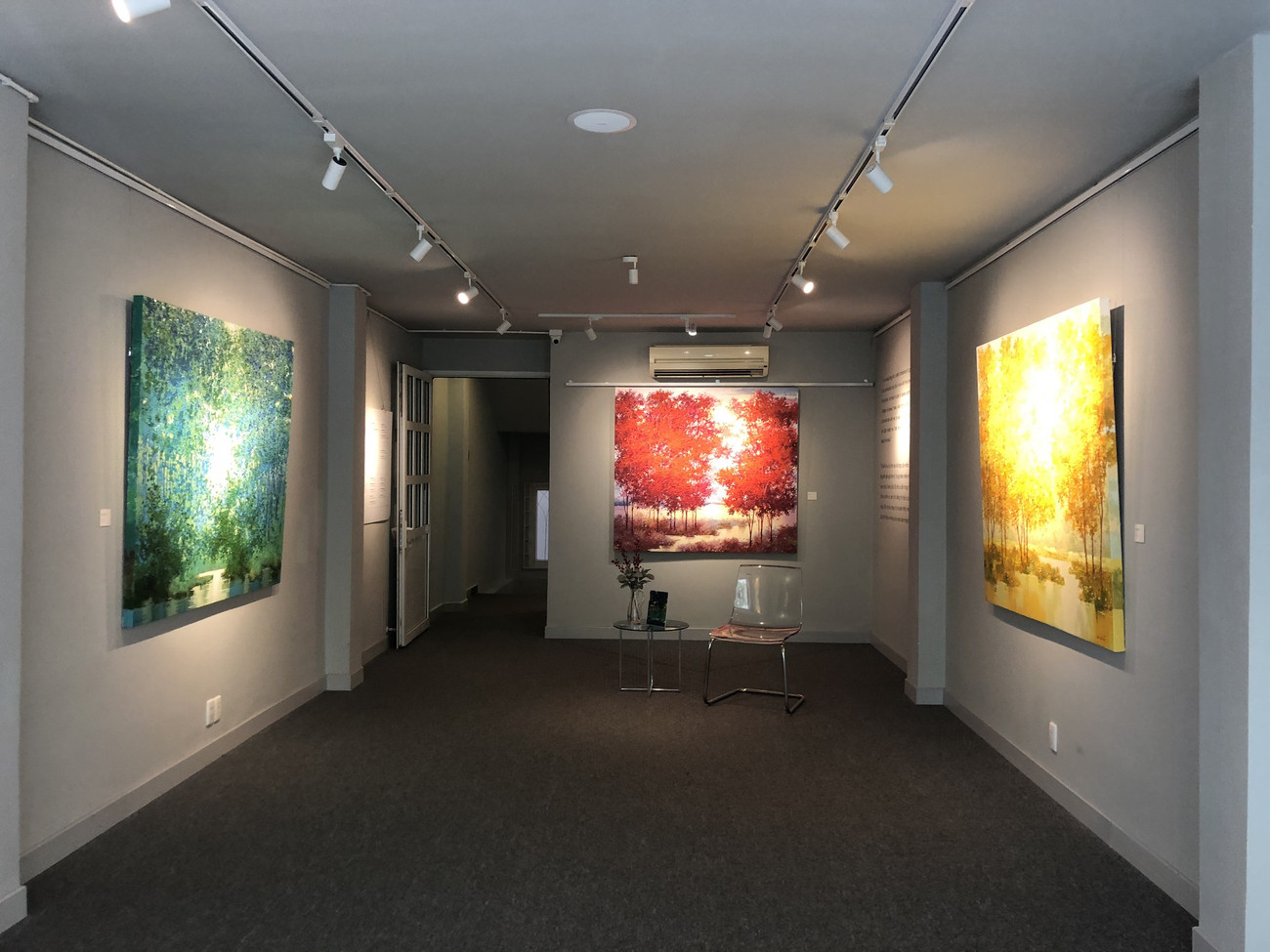 Đắm chìm trong những bức họa thiên nhiên tại triển lãm “Sức Sống Mộc Nhiên” ảnh 8