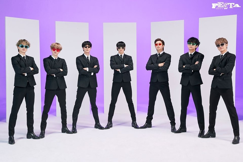 ARMY cười ngất với bộ ảnh “gia đình” cực nhí nhố của BTS nhân sự kiện FESTA 2020 ảnh 11