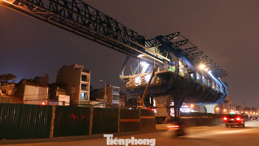 Hà Nội: Đêm đến trên công trường vành đai 2 ảnh 1