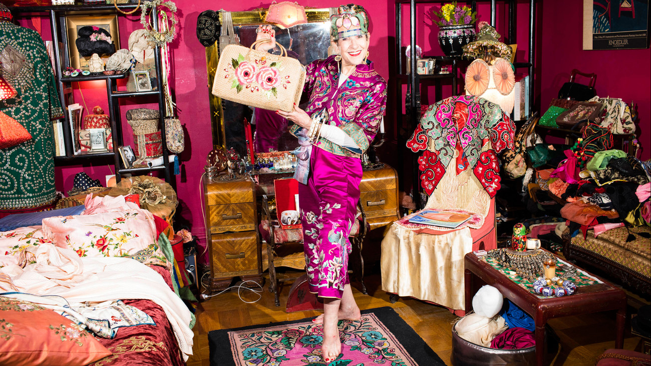Ngay cả căn phòng của Tziporah cũng mang âm hưởng từ xứ sở Tây Tạng Fashion Icon: Các cụ bà này mặc còn đẹp hơn chúng ta, có khối thứ để học từ họ! ảnh 6