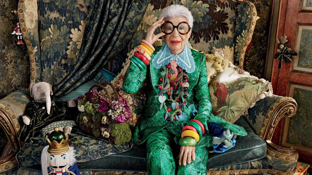 Quý bà Iris Apfel Fashion Icon: Các cụ bà này mặc còn đẹp hơn chúng ta, có khối thứ để học từ họ! ảnh 8