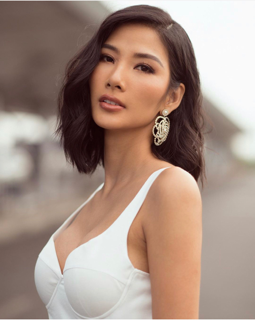 Khi đi thi Hoa hậu Hoàn vũ tại Mỹ, điều đầu tiên khiến tôi sợ là chụp hình. Ảnh- Insta NV Hoàng Thùy: “Tôi từng đi bán hàng rong ở bến xe trong khoảng 10 năm“ ảnh 3