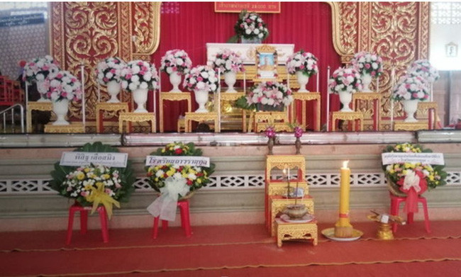 Đám tang của bạn nam sinh xấu số. Nam sinh Thái Lan qua đời vì bị phạt squat 100 lần do không làm bài tập về nhà ảnh 3