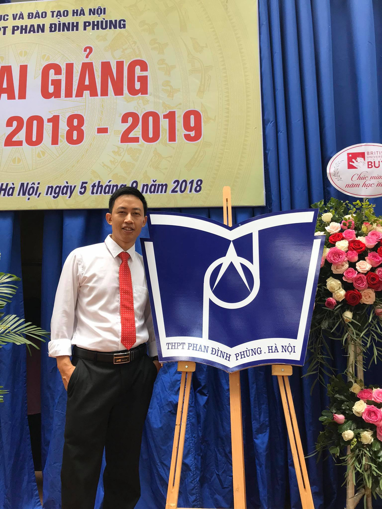 Thầy Tuấn Anh, GV Toán trường THPT Phan Đình Phùng - Hà Nội. Bí kíp ôn tập hiệu quả trong mùa dịch dành cho teen 9 và 12 từ các thầy cô giàu kinh nghệm ảnh 3