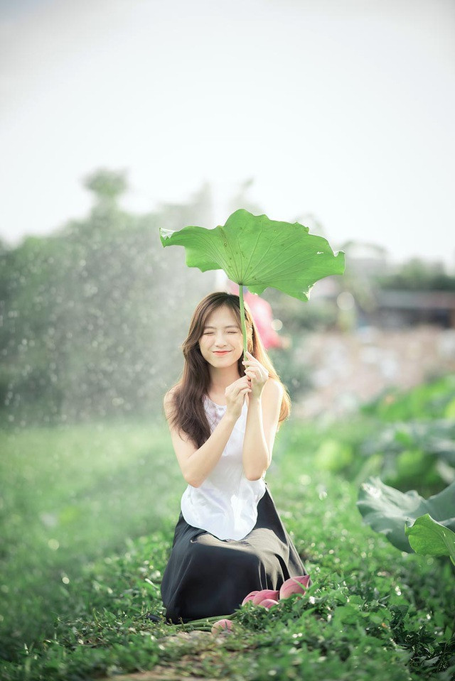 Khoảnh khắc “đốn tim” người đối diện của nữ sinh trường Y. Nét đẹp trong veo, nhẹ nhàng tựa nắng mai của nữ sinh trường Y ảnh 3