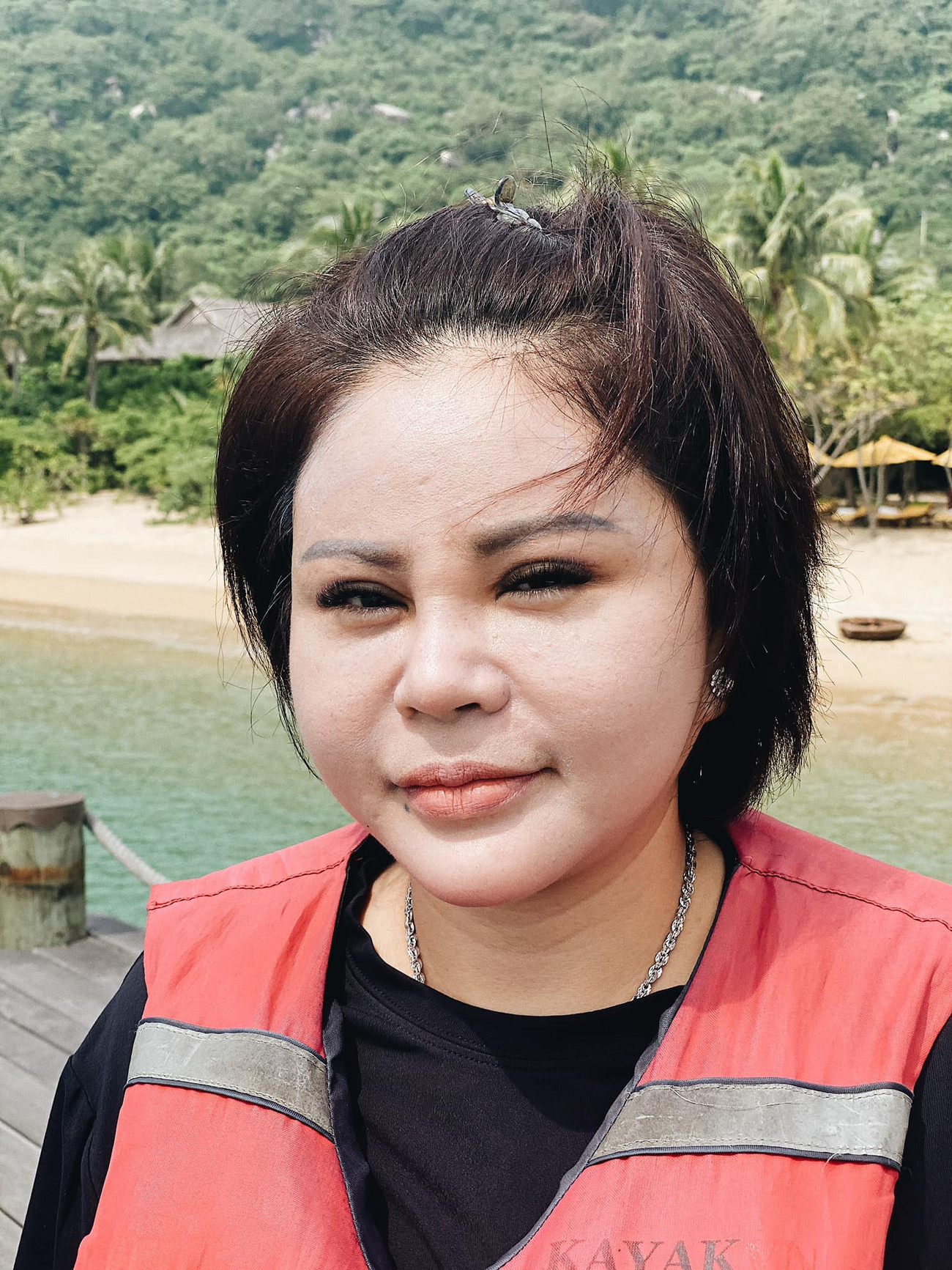 Lê Giang là nghệ sĩ tiếp theo tham gia series "khoảnh khắc thần thái" của Trúc Nhân. Hari Won hết lời khen ngợi, bày tỏ sự hâm mộ với Trúc Nhân chỉ vì thói quen “bá đạo” này ảnh 3