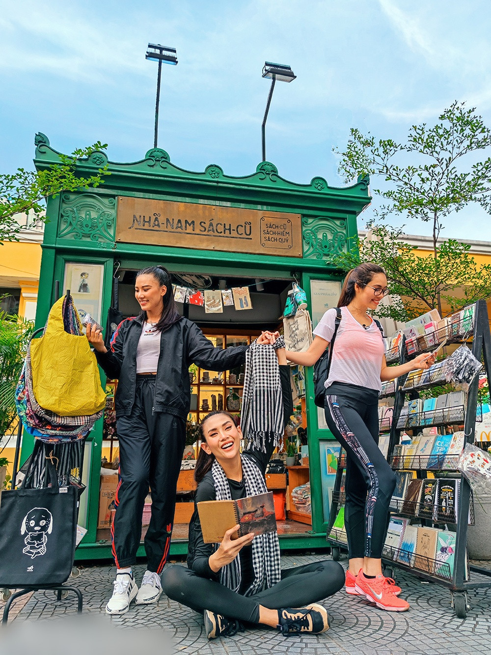 Đội Khăn Rằn dành phần thắng trong tập lần này. Mâu Thủy gây tranh cãi khi tạo dáng kém duyên ở địa điểm nổi tiếng trong “Vietnam Why Not” ảnh 5