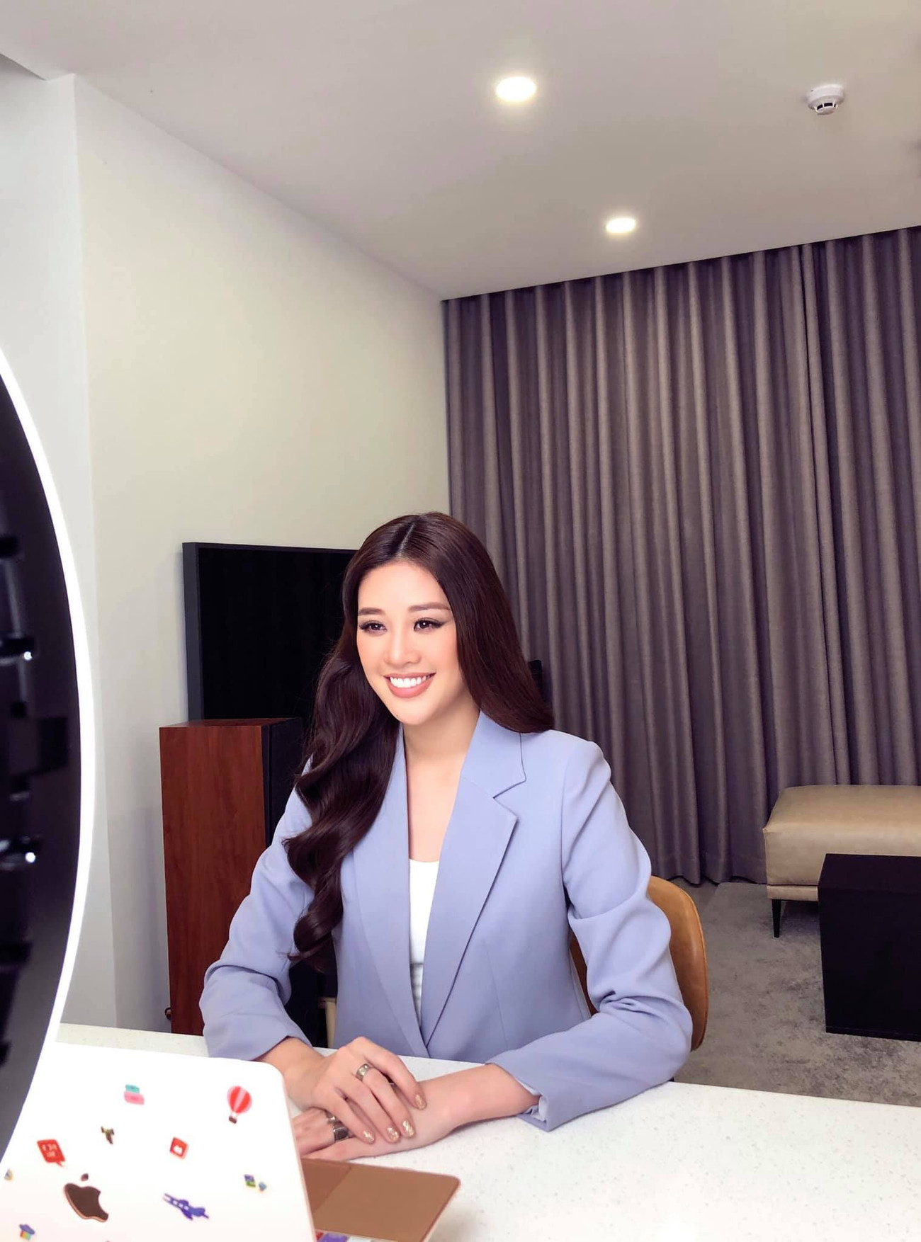 Á hậu Thuỳ Dung diện váy xẻ vòng 1 nóng bỏng, Ngọc Thảo bắt đầu 'bung lụa' tại Miss Grand ảnh 11