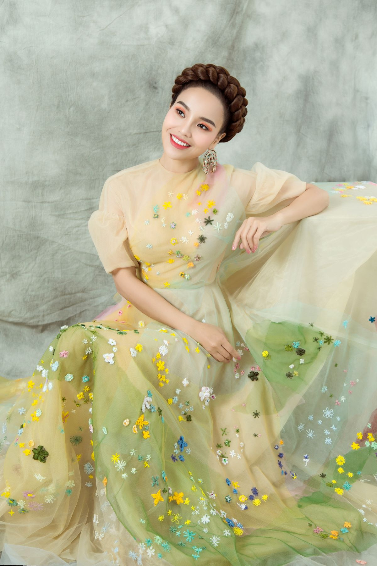 Sèn Hoàng Mỹ Lam: “Tôi dùng âm nhạc để quảng bá du lịch” ảnh 6 Sèn Hoàng Mỹ Lam: “Tôi dùng âm nhạc để quảng bá du lịch” ảnh 6