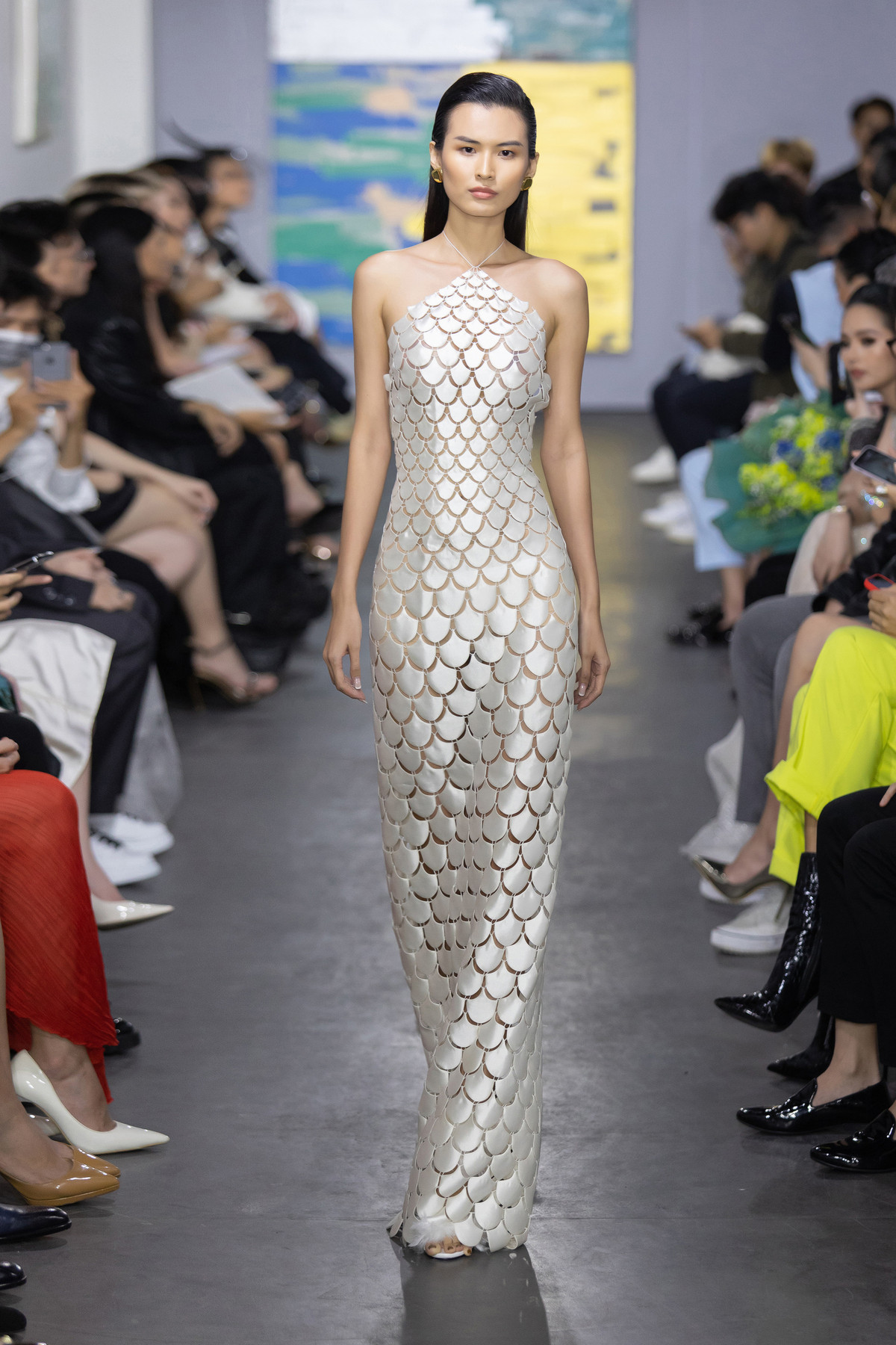 'Đụng hàng' một loạt mỹ nhân đình đám, Hoa hậu Đỗ Thị Hà vẫn tự tin với thần thái xinh đẹp ảnh 12