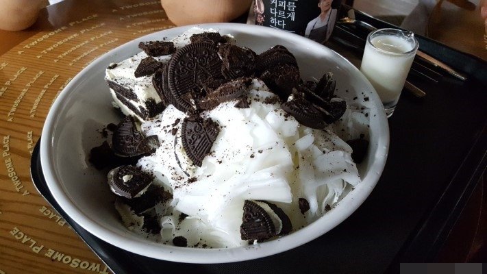 Nguyên liệu chính là Oreo. Ảnh: Naver Blog “Kế ngôi” Dalgona Coffee, đây là món bánh đang “càn quét” khắp mạng xã hội ảnh 2