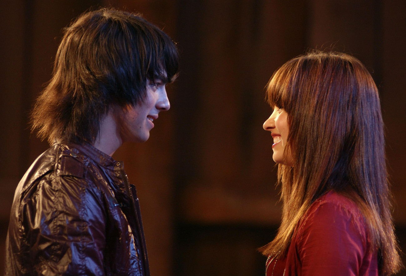 Cặp đôi một thời Demi Lovato x Joe Jonas Demi Lovato tiết lộ “Camp Rock” sẽ trở lại với “phiên bản người lớn” trong phần 3? ảnh 2