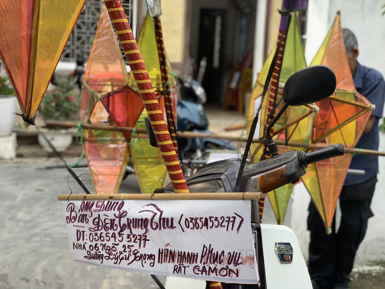 Người giữ 'hồn' Trung thu xưa giữa lòng thành phố ​ ảnh 15