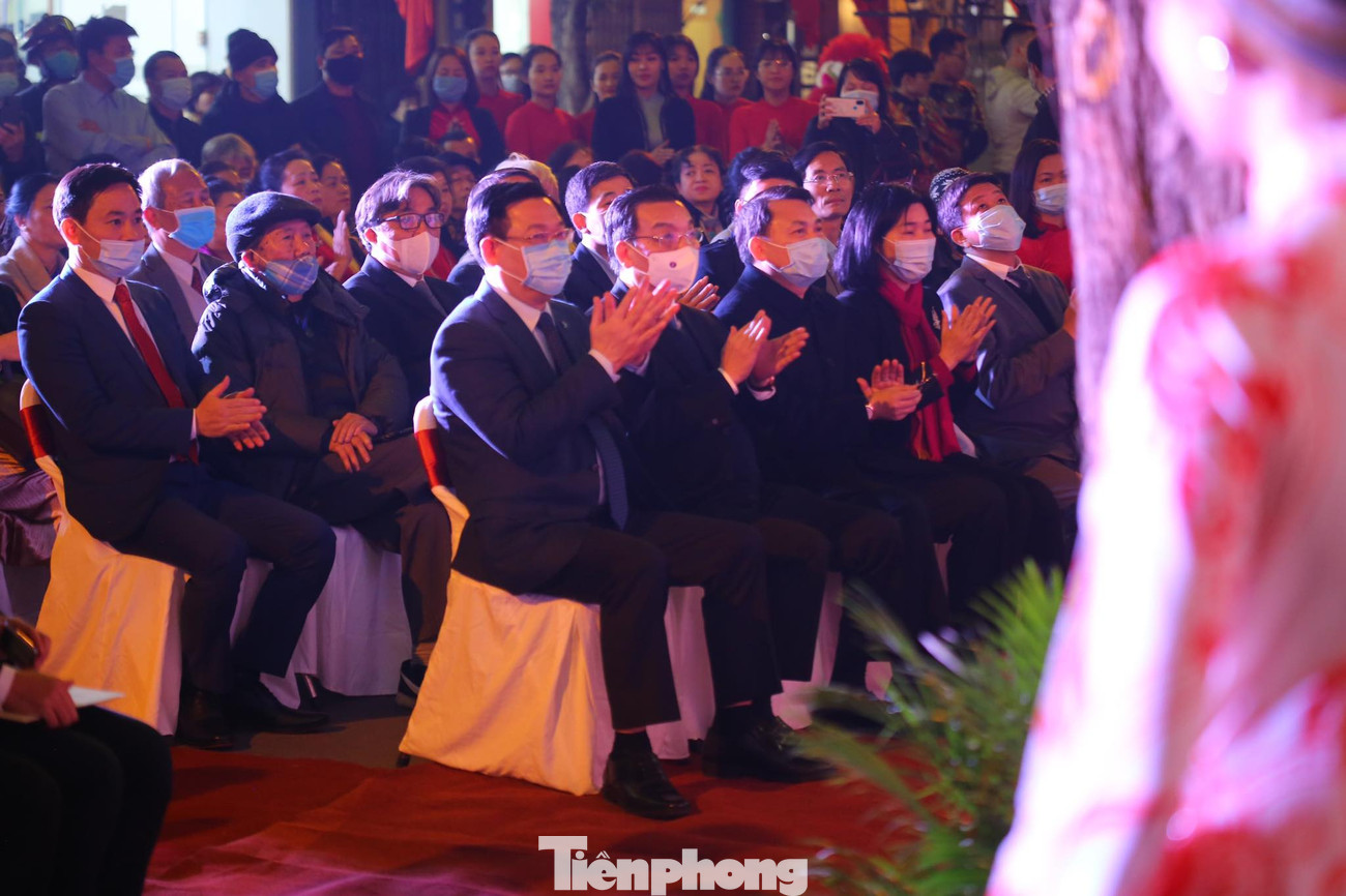 Mở rộng phố đi bộ Hà Nội ngay trước thềm năm mới ảnh 2