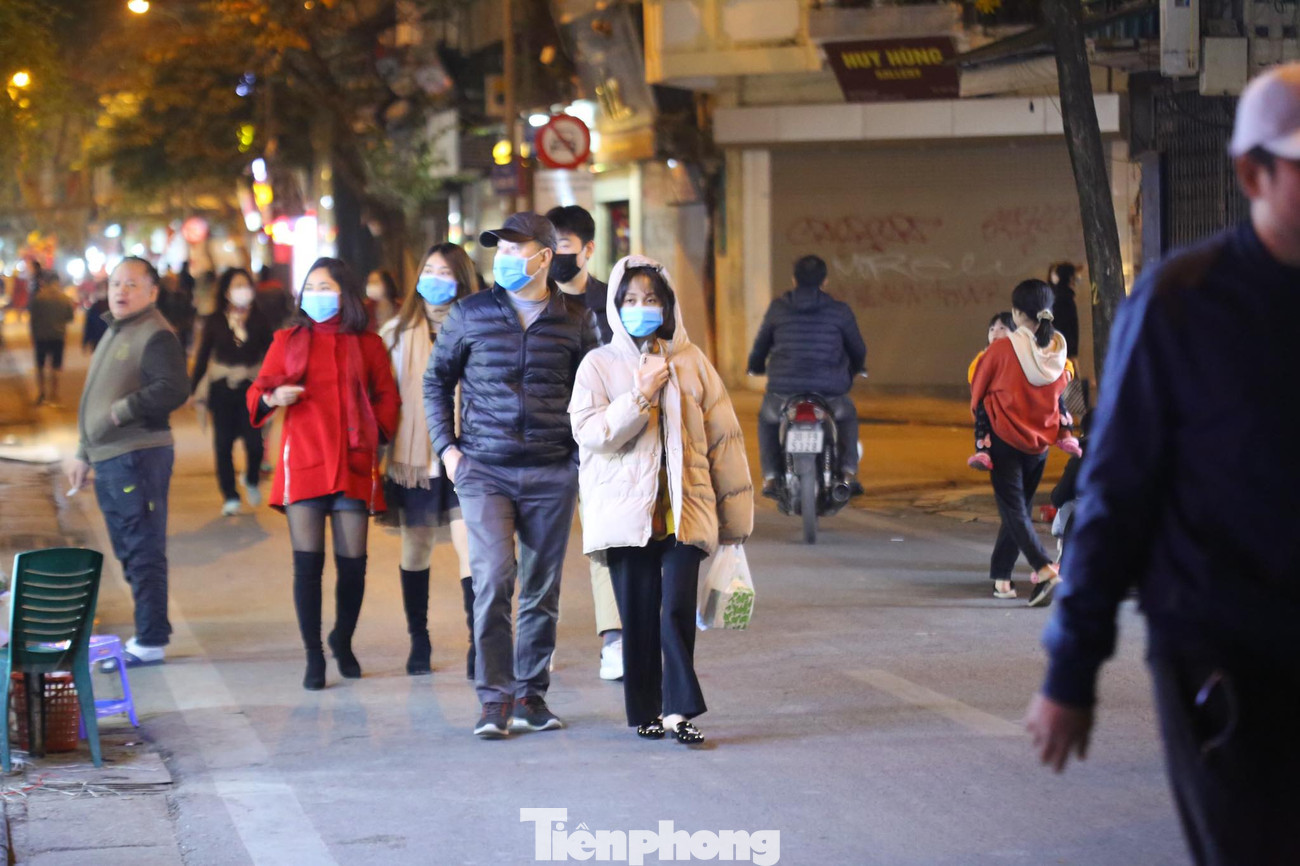 Mở rộng phố đi bộ Hà Nội ngay trước thềm năm mới ảnh 8