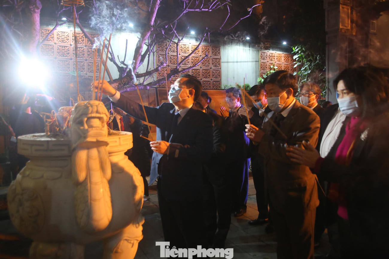 Mở rộng phố đi bộ Hà Nội ngay trước thềm năm mới ảnh 1