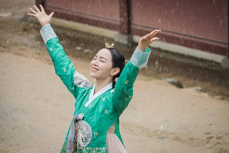 Hoặc thế này... Top 4 phim đang hot rần rần xứ Kim chi: “Cuộc Chiến Thượng Lưu” được nhắc đầu tiên ảnh 6