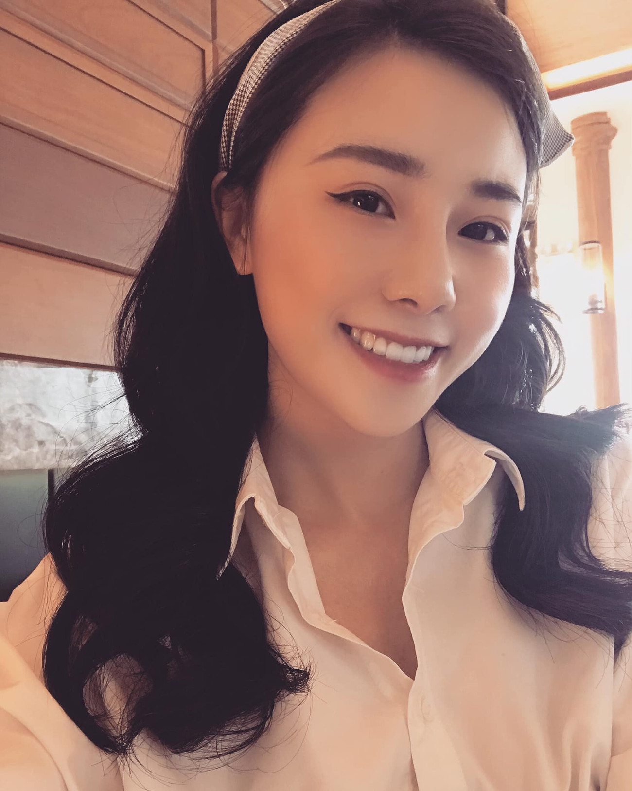 Cô MC 9X khiến hàng ngàn game thủ “cảm nắng“ ảnh 1