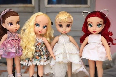 Những khuôn mặt búp bê sau khi được trang điểm trở nên xinh đẹp và sống động. Nhờ trang điểm búp bê, chàng trai 9X kiếm “sương sương” 30 triệu đồng/tháng ảnh 2