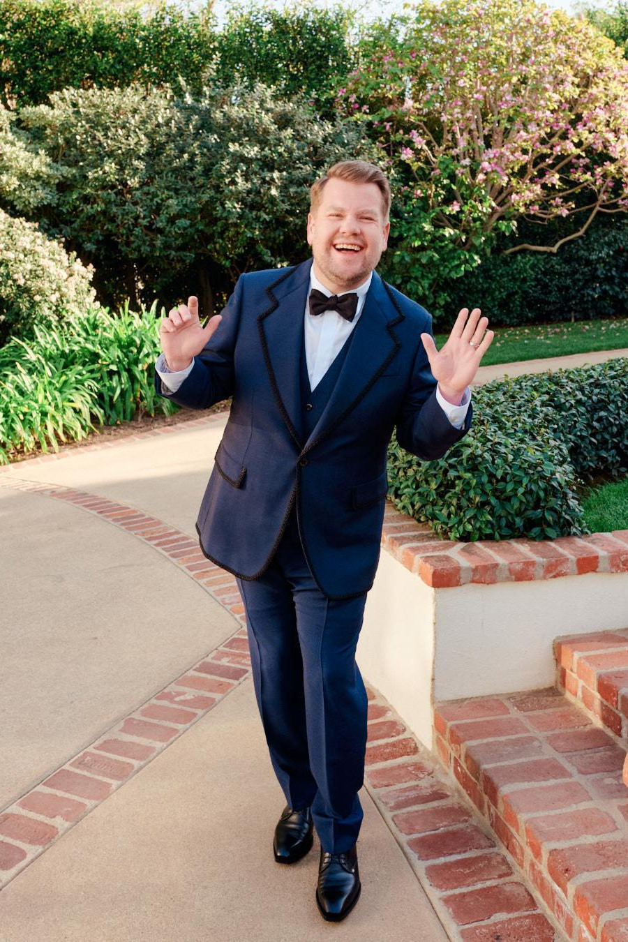 Thảm đỏ Quả cầu Vàng: Người tạo dáng trên giường, kẻ mở tiệc đồ ăn nhanh ảnh 33