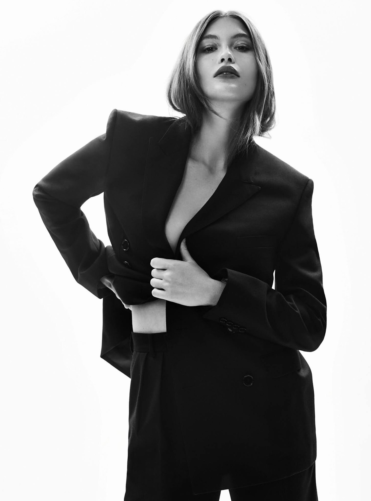 'Thiên thần nội y' Grace Elizabeth khoe đường cong tuyệt mỹ ảnh 6