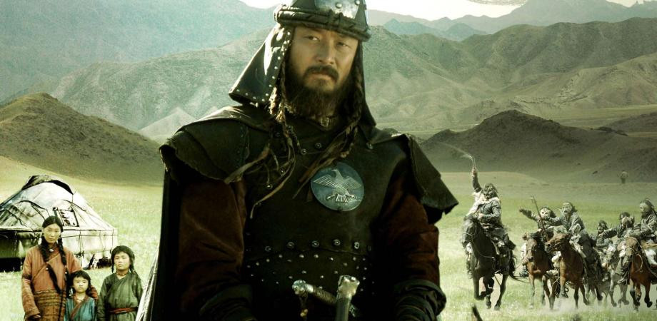 Nhân vật Thành Cát Tư Hãn trong phim “Mongol” (năm 2007). Ảnh: Getty Images. Ngựa của Thành Cát Tư Hãn và cảnh sát kị binh Mông Cổ ngày nay ảnh 1