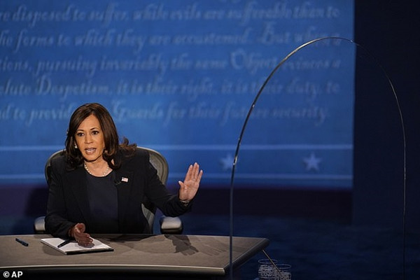 Bà Kamala có câu nói quen thuộc mỗi khi tranh luận: "I'm speaking" (Tôi đang nói). Ông Joe Biden chiến thắng, “phó tướng” Kamala Harris trở thành người phụ nữ quyền lực nhất ảnh 1
