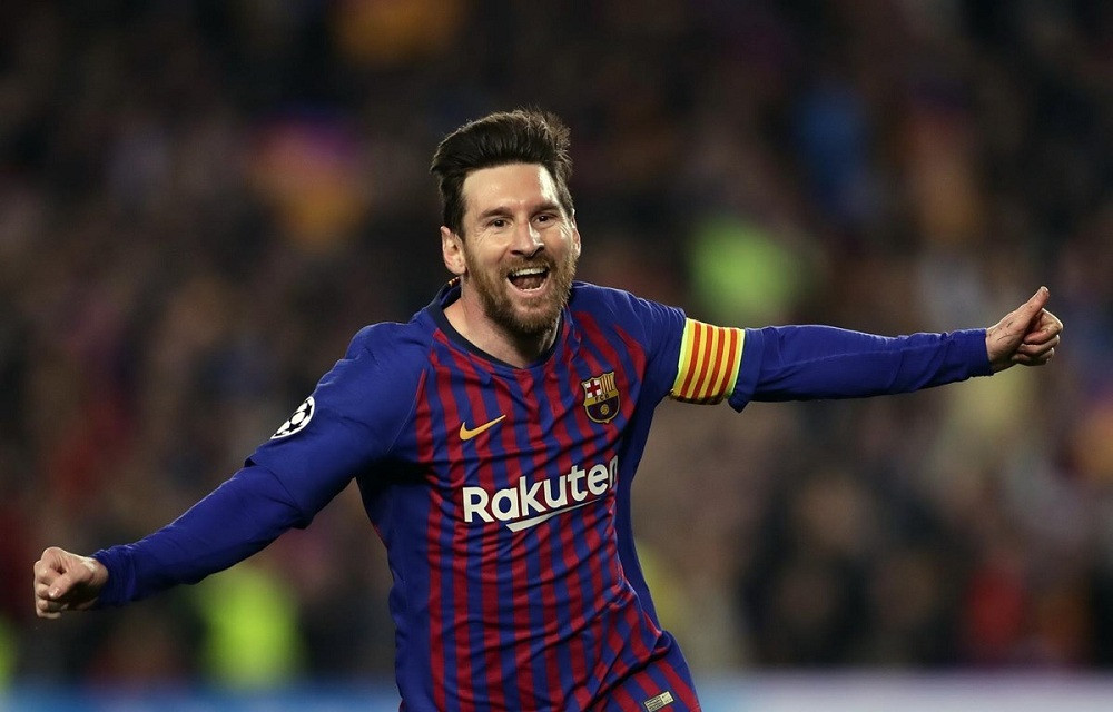 Messi khiến tôi ngưỡng mộ không phải chỉ vì anh là một cầu thủ giỏi mà còn bởi nhân cách tuyệt vời với trái tim nhân hậu, gần gũi, điều khiến tôi luôn học hỏi không ngừng từ anh. Trong thế giới fangirl: Lionel Messi là một ngôi sao giúp cuộc sống của tôi thêm rực sáng ảnh 2