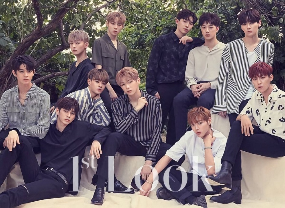 Tôi đi xem concert của nhóm ở Malaysia, khoảnh khắc hát "Always" tôi thấy mình vừa hạnh phúc vừa vụn vỡ cùng một lúc. (Ảnh: 1st Look) Trong thế giới fangirl: Tôi tình nguyện đợi một ngày cơn gió xuân mang Wanna One trở về ảnh 3